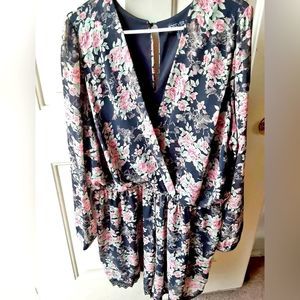 Beautiful floral print jumpsuit. Forever 21 2X. Pink roses on black.
